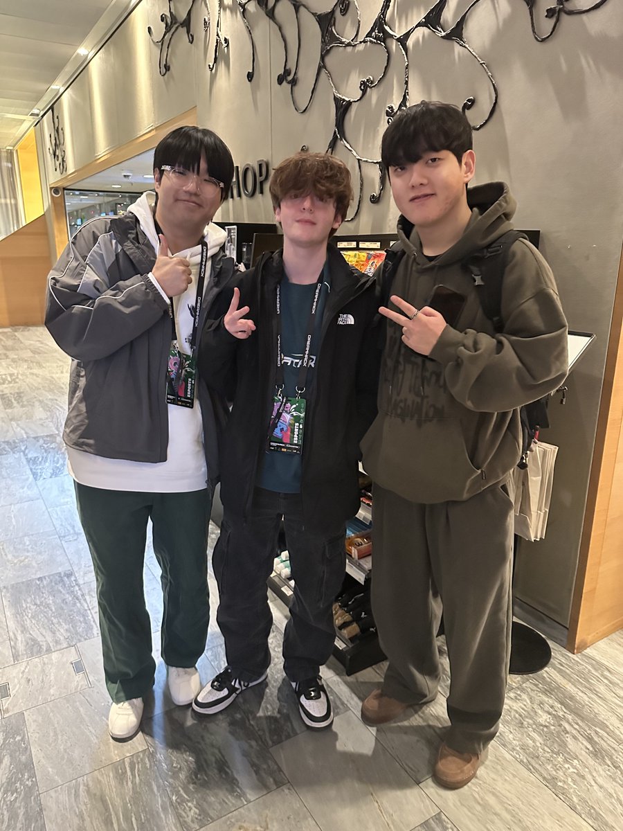 LFT OWCS KR 2025

Want to play in the best region,  fluent in japanese

Map 5 with multiple korean teams and 100% wr on koth

contact on discord: clearow