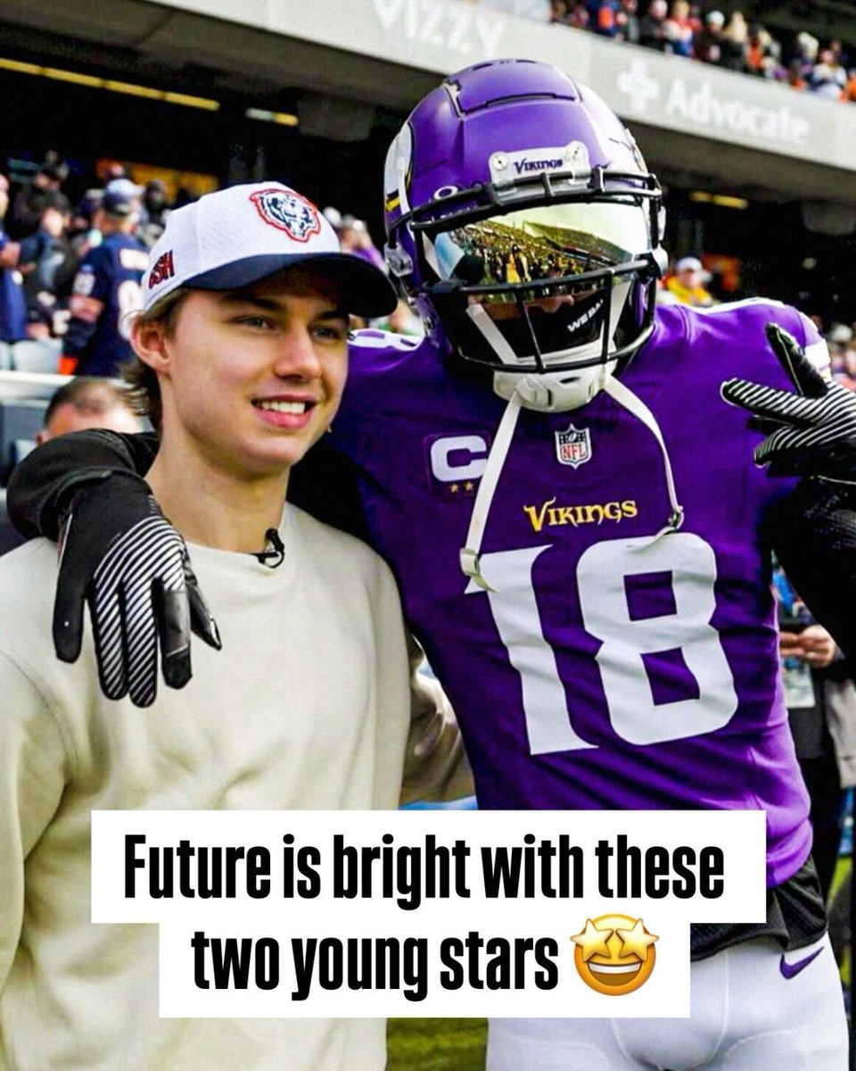 SportsCenter's tweet photo. Connor Bedard and Justin Jefferson linked up at Bears-Vikings on Sunday 🔥

(📸: @NHLBlackhawks) https://t.co/M3WatLU7PC