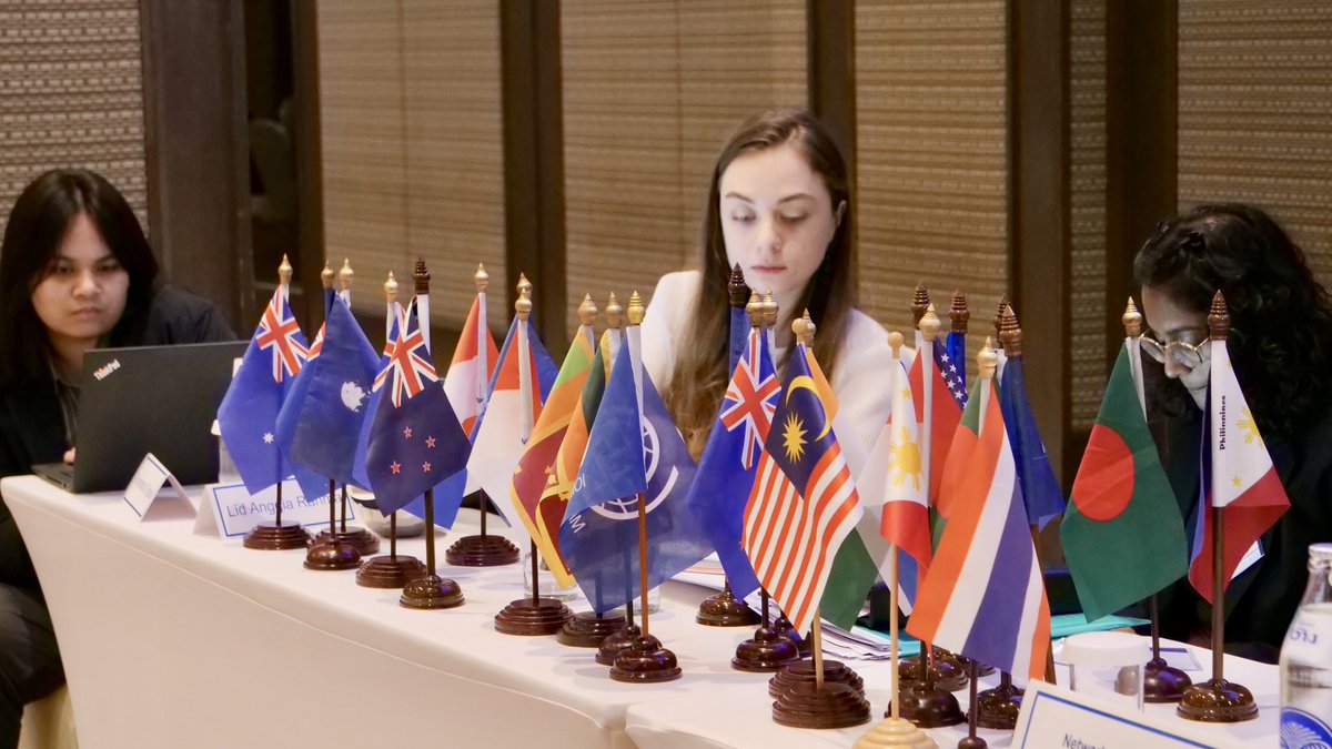 iori_IOM's tweet image. Honored to join  #BaliProcess Co-Chairs🇦🇺🇮🇩to open a policy roundtable on the tragic issue of #migrants going missing along perilous routes. We need more concerted actions to protect lives &amp;amp; dignity of vulnerable people on the move &amp;amp; answers to grieving families. #MissingMigrants