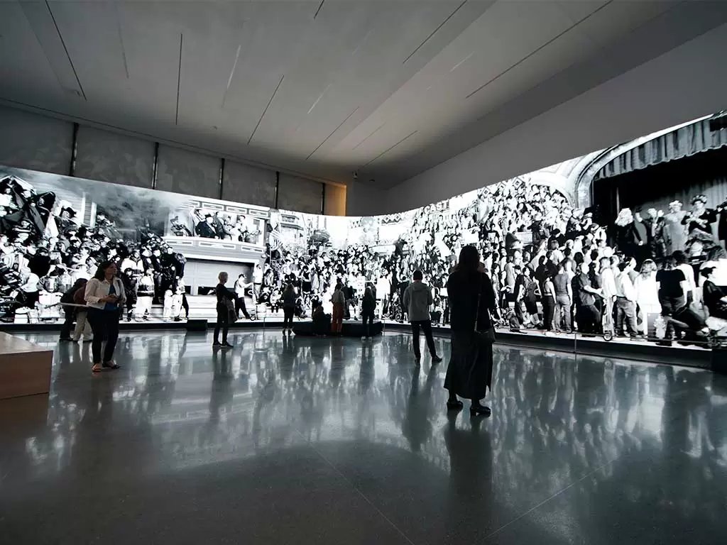 SansiLED's tweet image. Sansi LED Screen: Bringing The Chronicles of San Francisco to Life #SFMOMA #SansiLED #ArtAndTechnology #JRChroniclesOfSanFrancisco #HDdigitalCanvas #ImmersiveExperience #InnovativeDisplay #LEDDisplay #DigitalArt #UltraHighResolution #ModernArt #CityStory #SansiTech #DynamicMural