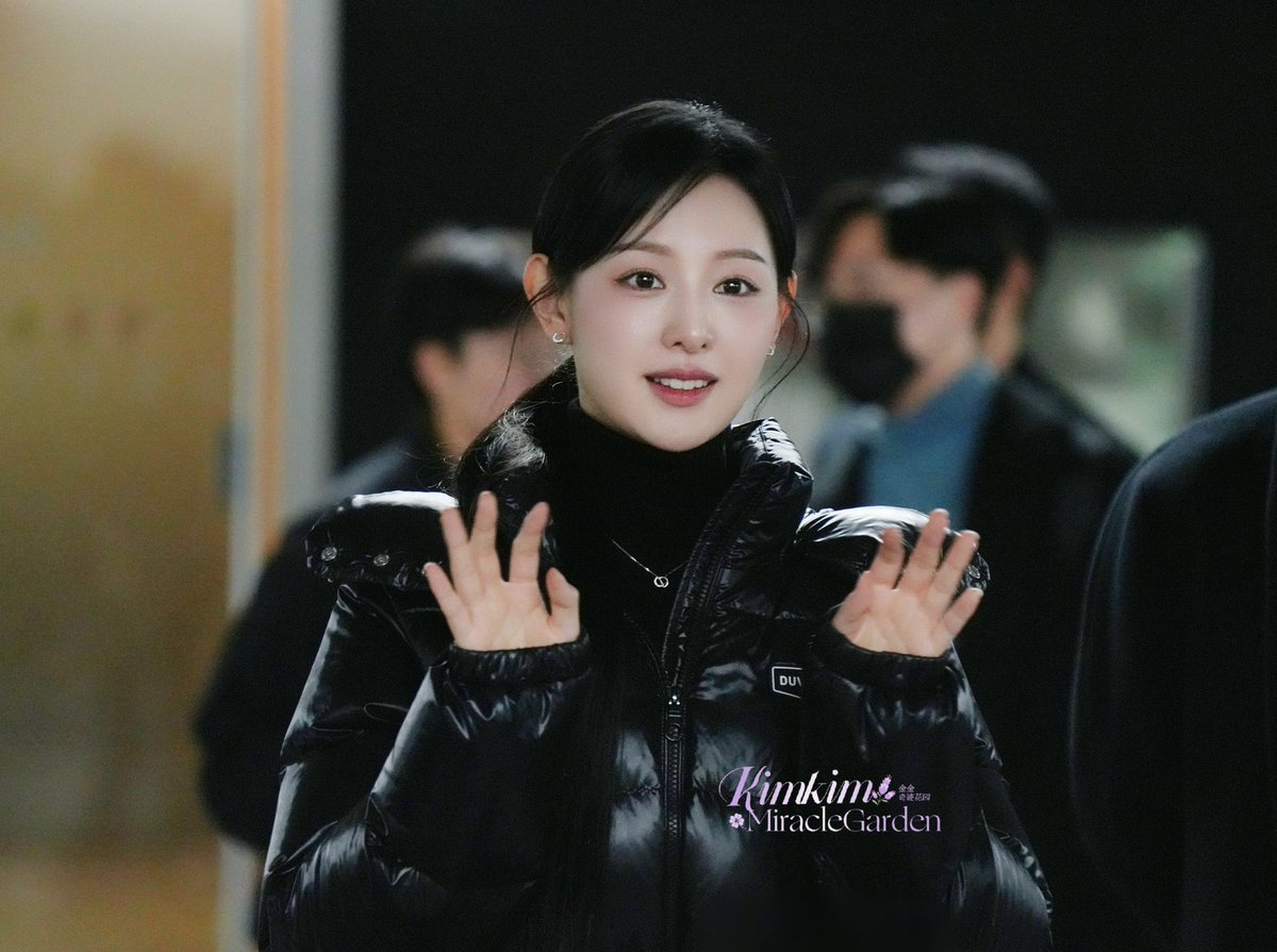 겨울의 듀베티카 여왕님..