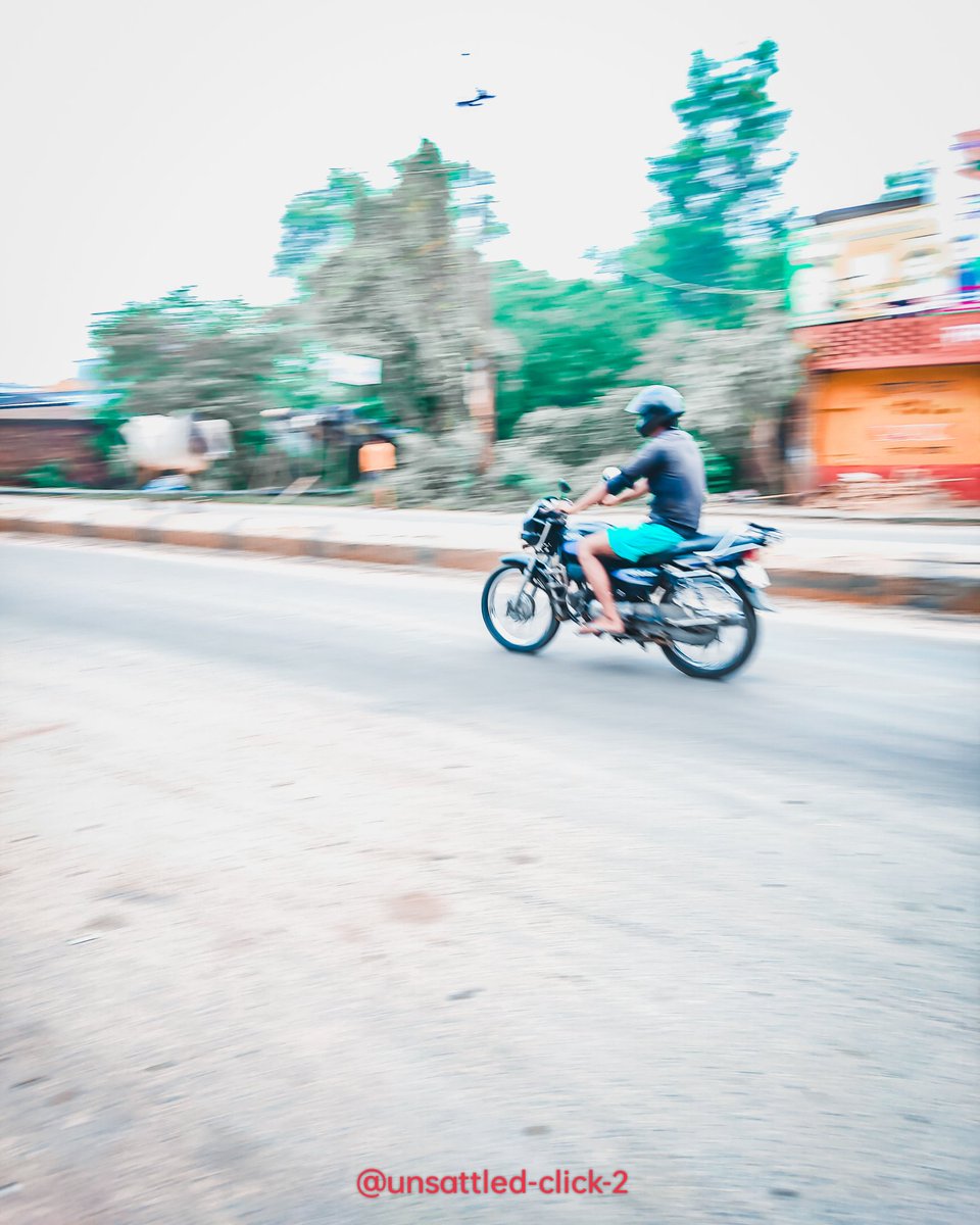 Sarvesh02697858's tweet image. 📌Which one is your favorite from 1 to 4
📌 Swipe left to see👉
📌 Let me know in the comments section below 👇
.
@OPPOIndia
@oppo @IqooInd @MadhavSheth1 @nipunmarya @Snapdragon @Snapdragon_IN  
.
.
#panning #photo #MobileVersion #mobilephotography