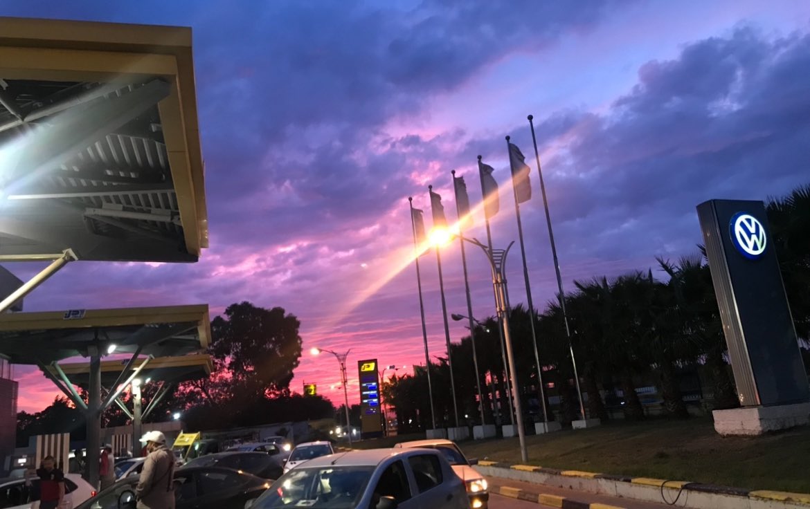 c'est pas juste le mois de Novemrbe, mais je participe quand même. 
Alger