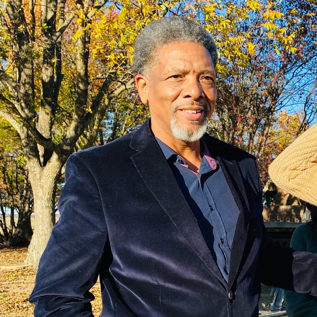 etic_tillcenter's tweet image. Tune in this Sunday, December 1st for @CBSSunday at 9AM ET/ 8AM CT for a segment about Wright Thompson’s The Barn, featuring Rev. Willie Williams, ETIC’s Board Chair.