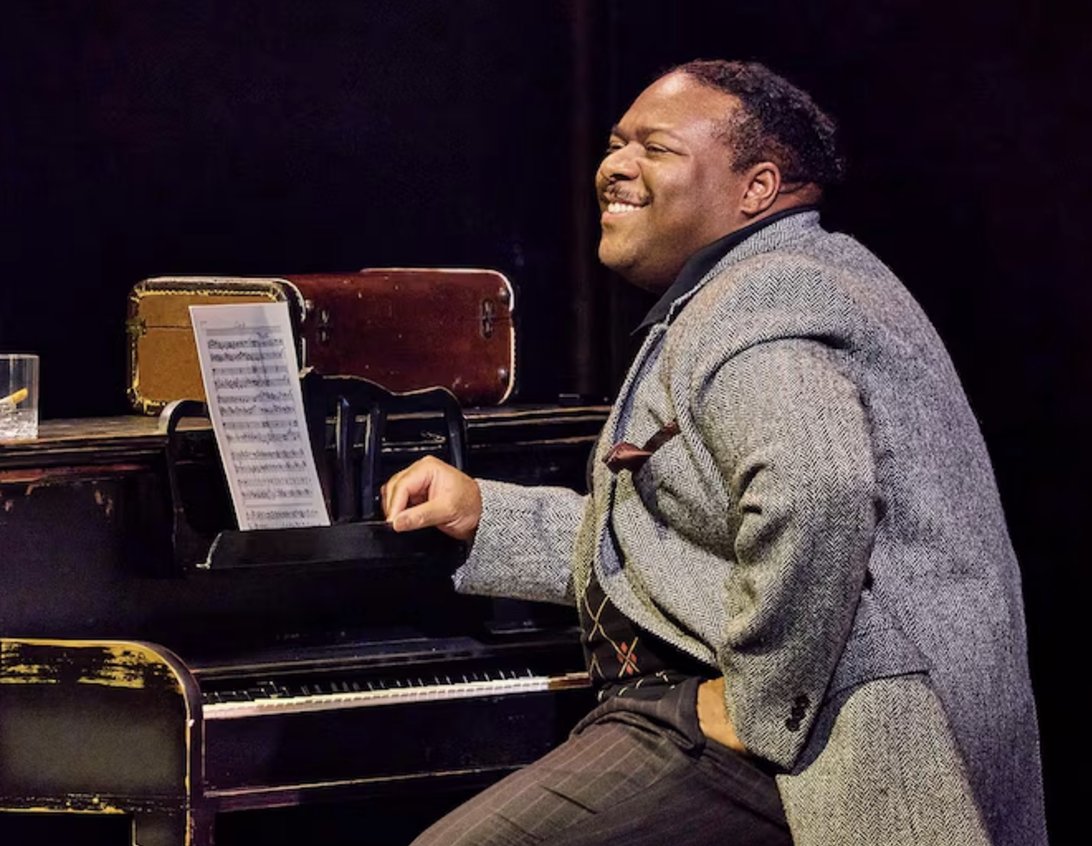 Vision_360_g's tweet photo. Un descendiente de Louis Armstrong honra su legado en Broadway: “Sólo quiero ser parte de esto”
https://t.co/PiQD3JQOJW https://t.co/VvJm6q9Eoo