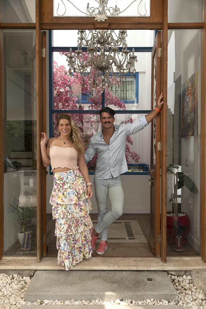 É muito bom ver rico que sabe gastar de dinheiro! Olha como ficou a casa da Priscila Fantin e Bruno Lopes…