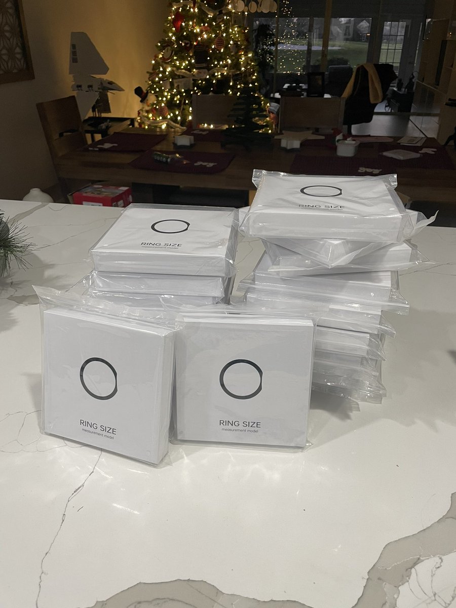 oasisrick's tweet photo. sizing kits shipping to beta testers soon

catch us on the flip side https://t.co/VVS6Fgc2uk