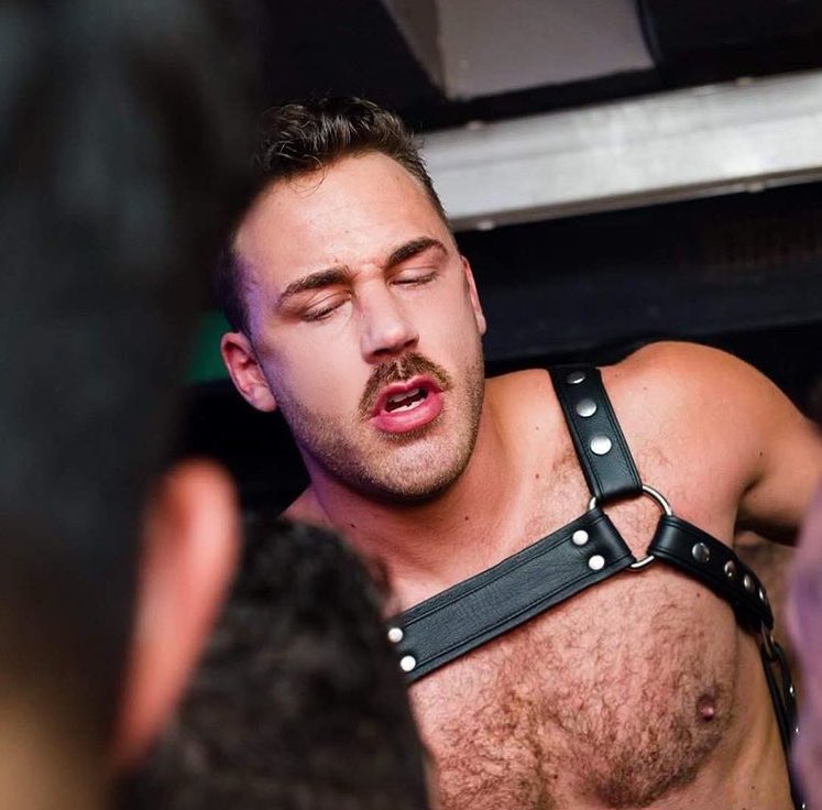 Logan Moore tweet media