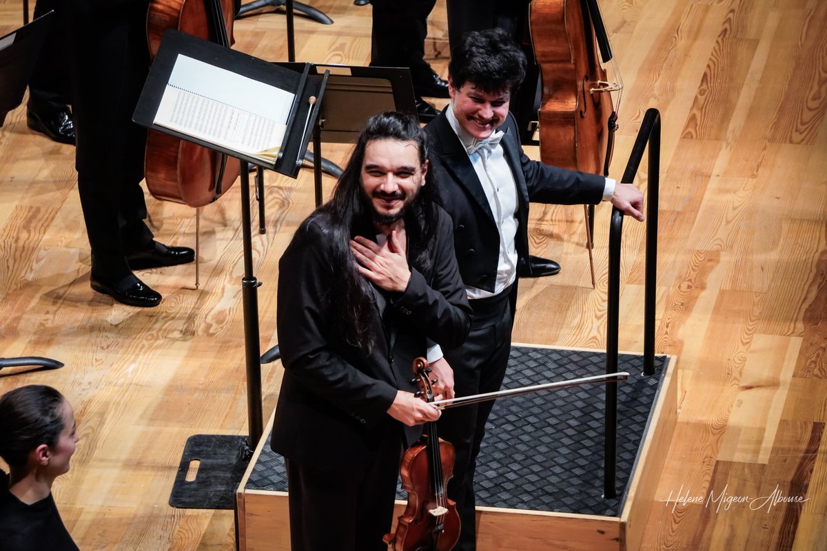 helene_mahln's tweet photo. 🎶 Bravo @OPStrasbourg conducted by #AzizShokhakimov with #violonist @NemanjaRadulOFF for this wonderful #concert at the @philharmonie de #Paris ! 👏👏👏
🎼 #Khatchatourian #ViolinConcerto
🎼 #Prokofiev #Symphony5
📷 @helene_mahln - 2024 nov.26
#ClassicalMusic https://t.co/qdSJ6FcQcG