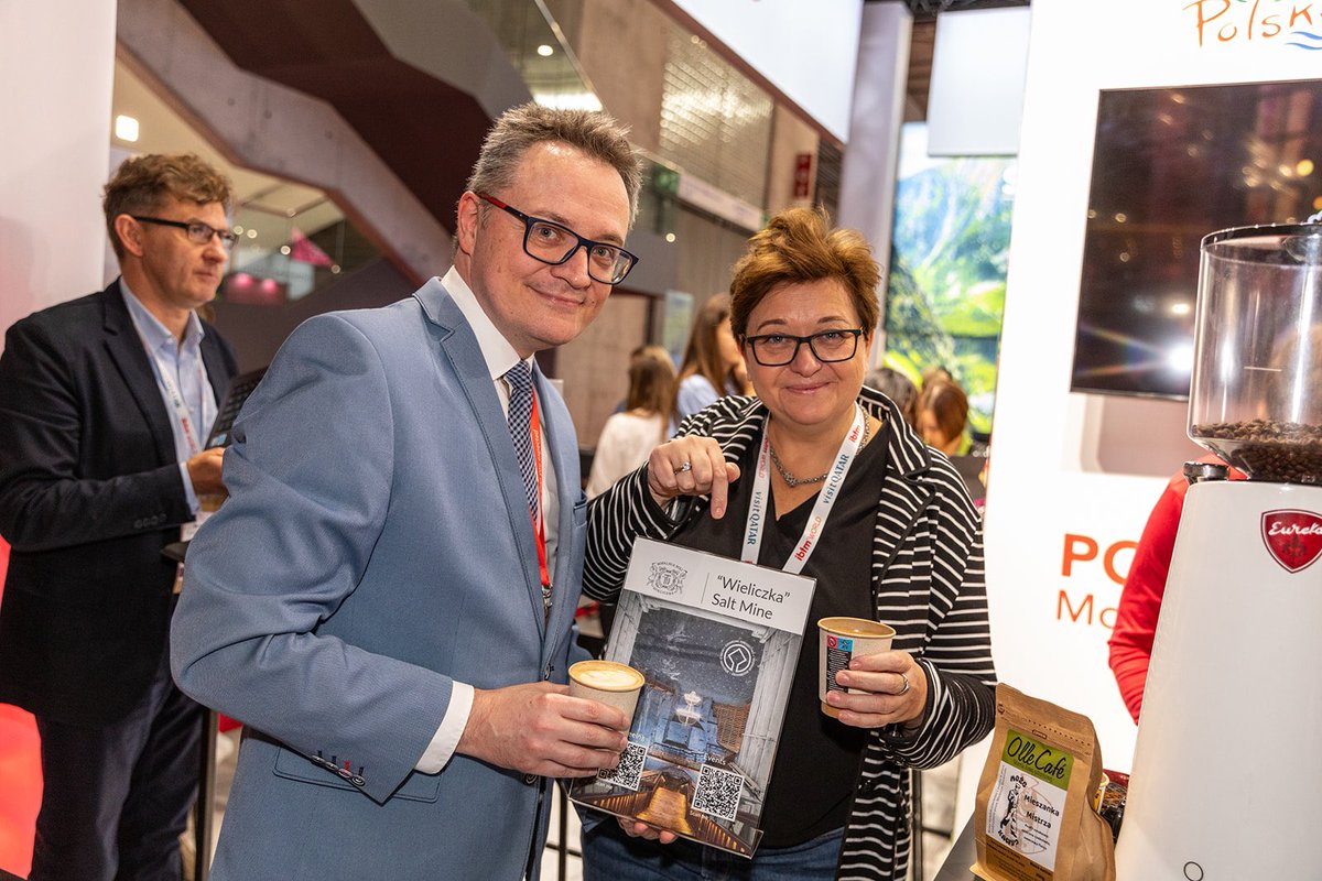 JaroslawMarciuk's tweet photo. Cherishing the unforgettable moments at IBTM World in Barcelona! @IBTMevents @SinaBuente @tojulius @ksiazek_aneta 

#IBTMWorld #EventProfsPL #PolandCVB #EventProfs @IBTMevents https://t.co/mEr5FcwOvc