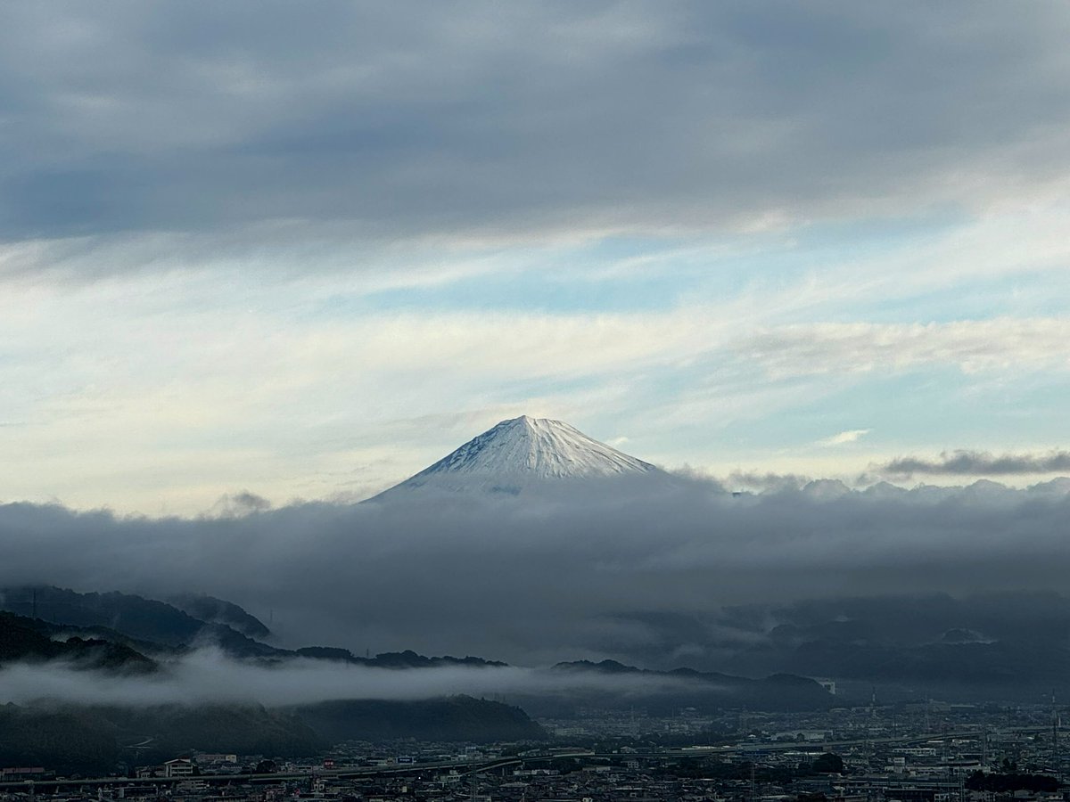 29silicon's tweet image. 時々、描いたような富士が見えるのよ♪ 
#今の富士山　#富士山
