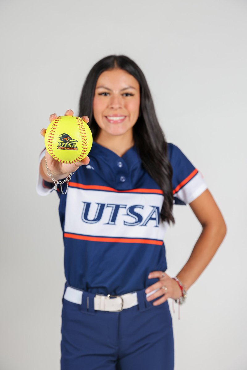 isabellariv5's tweet image. COMMITTED 💙🧡 #Birdsup🤙 #PluckEm @Coach_JimBray @torismith_6 @Vanntastic8 @dv_softball @NextGenSoftball