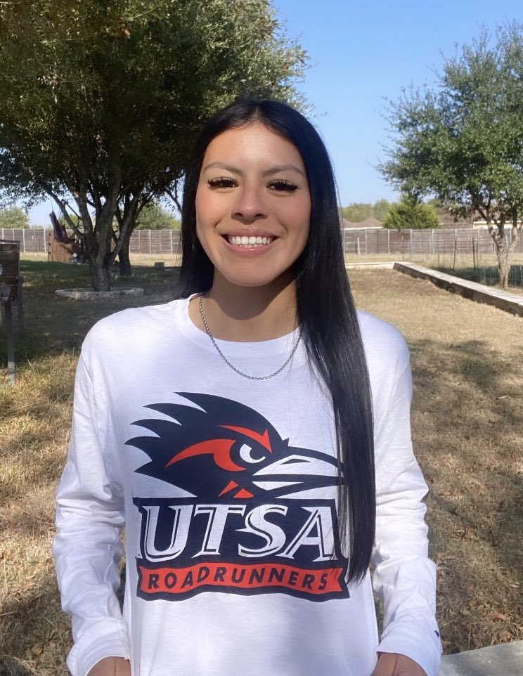 isabellariv5's tweet image. COMMITTED 💙🧡 #Birdsup🤙 #PluckEm @Coach_JimBray @torismith_6 @Vanntastic8 @dv_softball @NextGenSoftball
