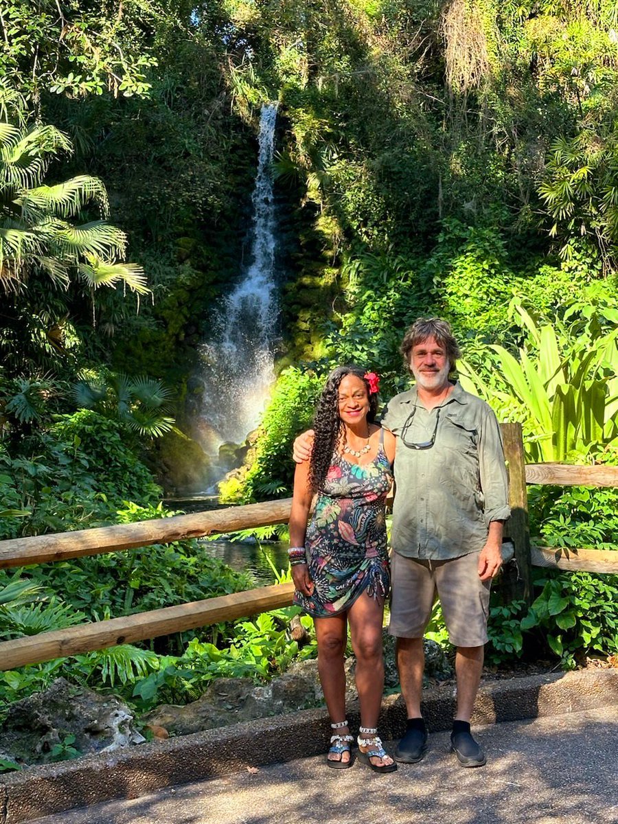 AngelaBrentHar1's tweet image. Serenity at beautiful Rainbow Springs, Florida. 🩵🏞💧💦🌿🌳💚🌺🌸🌷 #ReconnectWithNature #Peace 
#tuesda