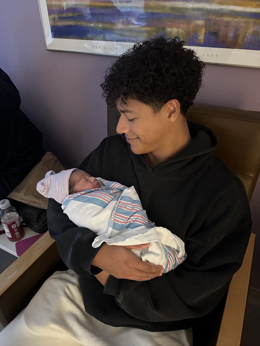 jeff_cain1's tweet photo. Avery Jacqueline ❤️
11/21/24 https://t.co/4xTMahy6pY