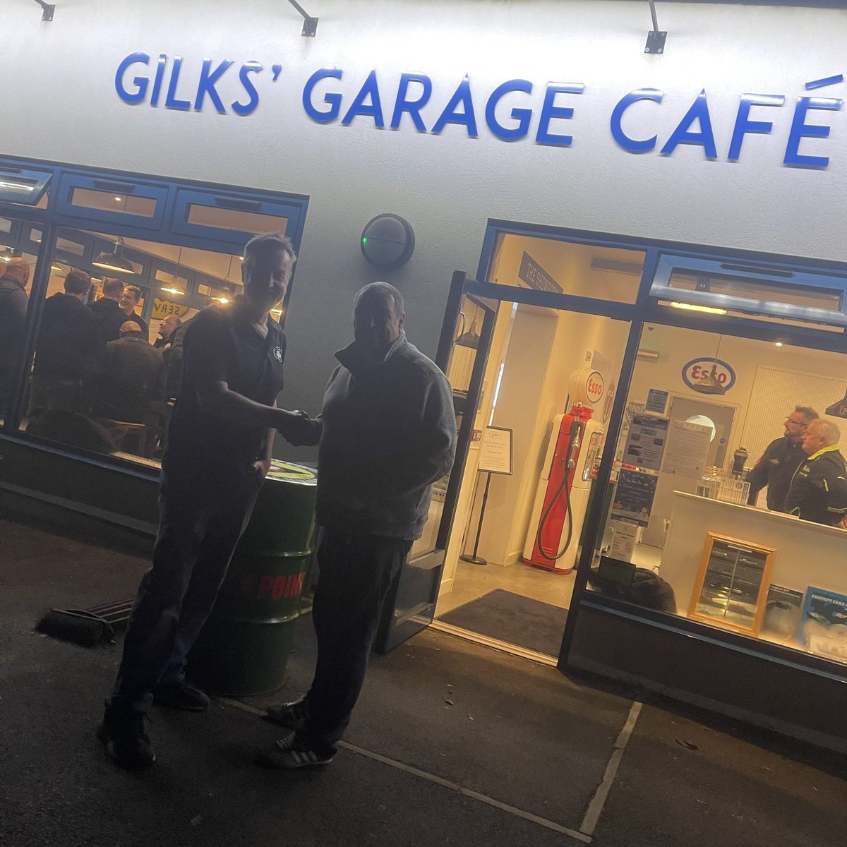 Popbangcolour (@popbangcolour) on Twitter photo Great to catch up with <a href="/MAVHH/">Dave Monks</a> & the AFCN JLR team tonight at Gilk’s Garage to chat about the endurance racing XF that took part in the <a href="/Missionmotorspt/">Mission Motorsport</a> #RaceofRemembrance
I love this photo of it leaping around <a href="/angleseycircuit/">Anglesey Circuit</a> on the prowl
#PoppyBangColour #Jaguar Great to catch up with <a href="/MAVHH/">Dave Monks</a> & the AFCN JLR team tonight at Gilk’s Garage to chat about the endurance racing XF that took part in the <a href="/Missionmotorspt/">Mission Motorsport</a> #RaceofRemembrance
I love this photo of it leaping around <a href="/angleseycircuit/">Anglesey Circuit</a> on the prowl
#PoppyBangColour #Jaguar