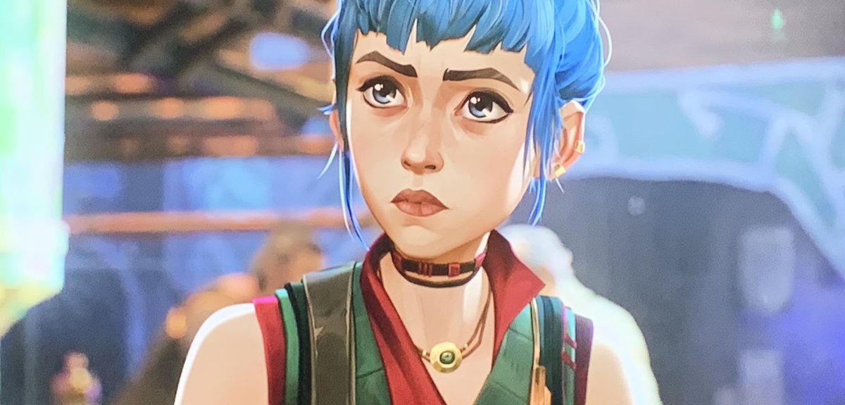 Fortiche did an amazing job of bringing details full circle. Until you see the entire series some things don’t seem important, and this is one of my faves; Vander wore this small bracelet, then gave it to Vi, and Powder took it in the AU after Vi’s death #arcane2spoilers #Arcane