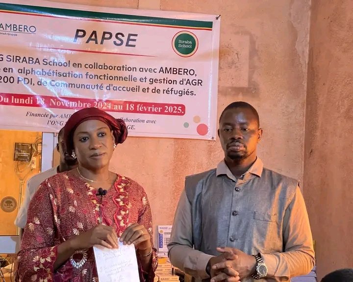 ONGSIRABASCHOOL's tweet photo. L'@ONGSIRABASCHOOL en collaboration avec #AMBERO forme en alphabetisation fonctionnelle et gestion d'AGR, 200 personnes déplacées internes (PDI), de communauté d’accueil et de réfugiés sur une durée de 4 mois.
 #AMBERO #PAPSE 
#GIZ #affairesmondialesdecanada
#SirabaSchool https://t.co/R4rlSZCDUU