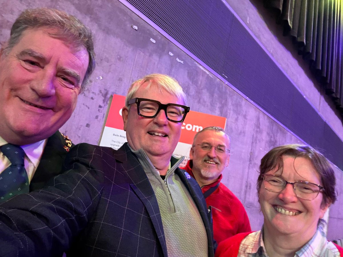 MayReeBe's tweet photo. @CorkGreens taking a night off from canvassing!
#cityofwelcomes at @corkcitycouncil
@CorkLGBTweek
@CorkETB
@sendboyle
@artfotoglobal
@ChrisWolny
Thought provoking input from
Jackie McCarthy O'Brien, music from @thekabinstudio, #Kalyna Ukrainian choir,
African Queens. https://t.co/ftEpGhMXW7