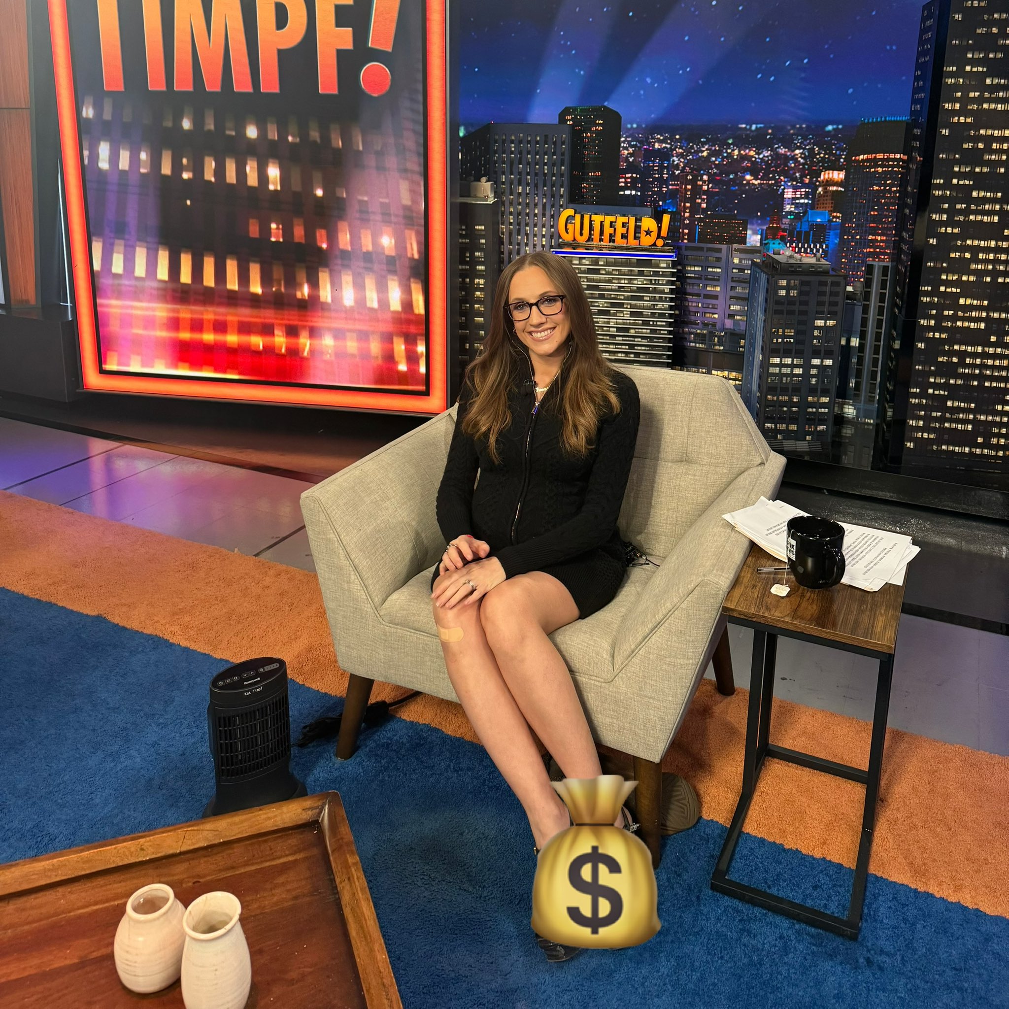 Kat Timpf on X: "Hosting @Gutfeldfox tonight 💰 https://t.co/C2YCL23oQ6" / X