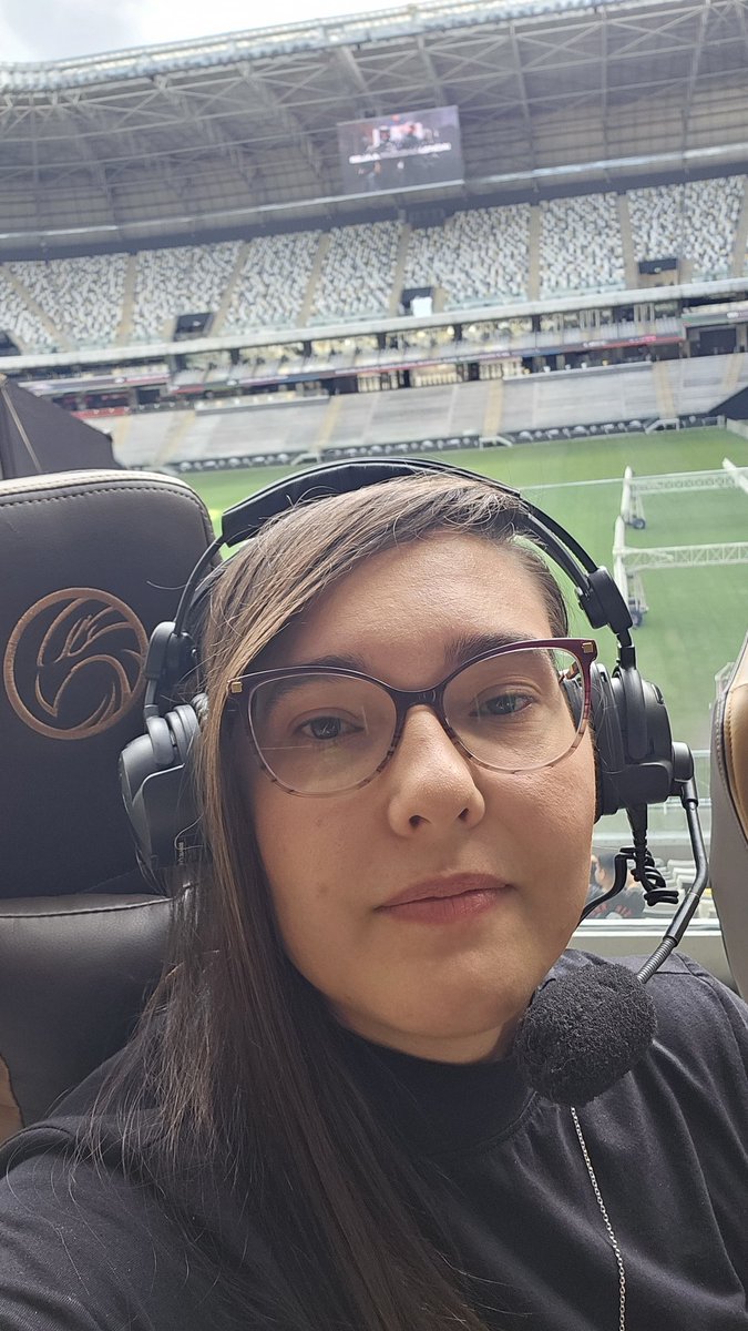 Cláudia Venturim (@aidualc_fps) on Twitter photo Campeonato encerrado! A sensação que fica é de gratidão e dever cumprido! Espero que tenha sido um show para que acompanhou!!
Obrigada <a href="/dbe_gg/">Desafio Brasileiro de Esports</a> pela entrega!! Obrigada <a href="/OnFireProdutora/">OnFire | Esportes Eletrônicos</a> pelo trabalho impecável!!
E Obrigada a todos que cuidaram tão bem de mim!
Obrigada <a href="/ArenaMRV/">Arena MRV</a> Campeonato encerrado! A sensação que fica é de gratidão e dever cumprido! Espero que tenha sido um show para que acompanhou!!
Obrigada <a href="/dbe_gg/">Desafio Brasileiro de Esports</a> pela entrega!! Obrigada <a href="/OnFireProdutora/">OnFire | Esportes Eletrônicos</a> pelo trabalho impecável!!
E Obrigada a todos que cuidaram tão bem de mim!
Obrigada <a href="/ArenaMRV/">Arena MRV</a>