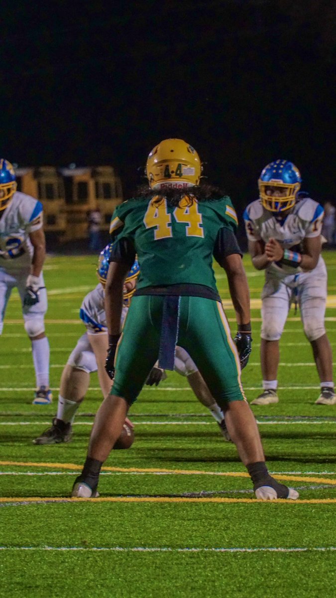 Sophomore Season
MLB/H-Back/T-End
60+ Tackles
2 Blocked Extra Point Attempts
2 PBU’s
1 Caused Safety 
#LDG #Royals 
<a href="/PGRoyalsFB/">Prince George Football</a> 

Defensive: hudl.com/v/2R0c8Y 
Offense: hudl.com/v/2R0dxS