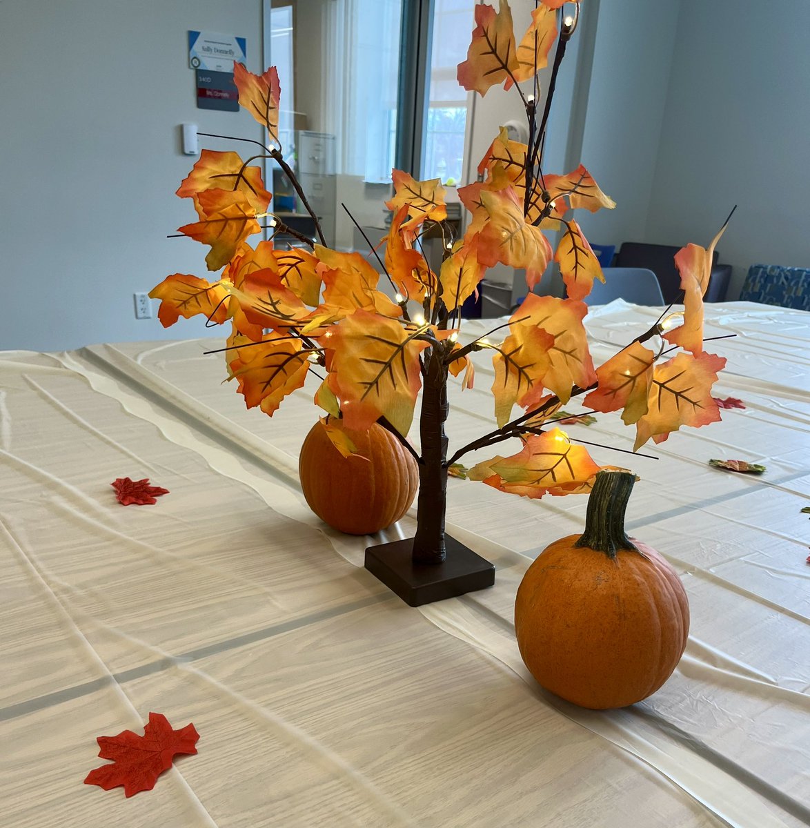 Sabrina McManus (@mcmathmanus) on Twitter photo Grateful for the <a href="/DHMiddleAPS/">Dorothy Hamm Middle School</a> Phoenix staff and our annual Thanksgiving potluck! Each grade level brought in delicious dishes to share, making lunchtime a true celebration of community and gratitude. 🦃🍂 <a href="/APSVirginia/">Arlington Public Schools</a> Grateful for the <a href="/DHMiddleAPS/">Dorothy Hamm Middle School</a> Phoenix staff and our annual Thanksgiving potluck! Each grade level brought in delicious dishes to share, making lunchtime a true celebration of community and gratitude. 🦃🍂 <a href="/APSVirginia/">Arlington Public Schools</a>