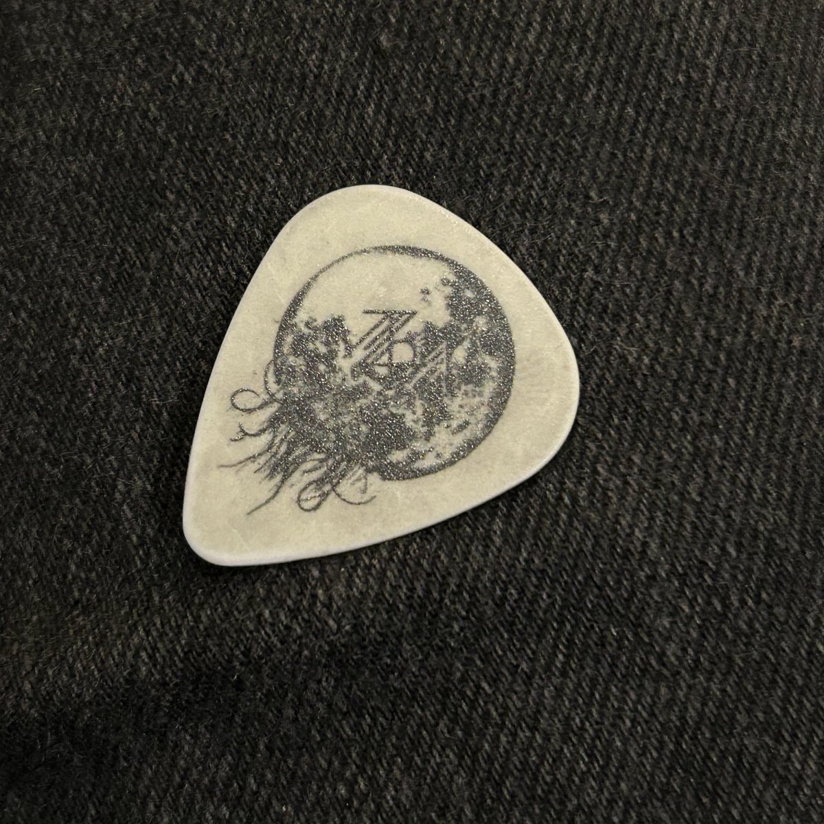 millie🗡️ tweet media