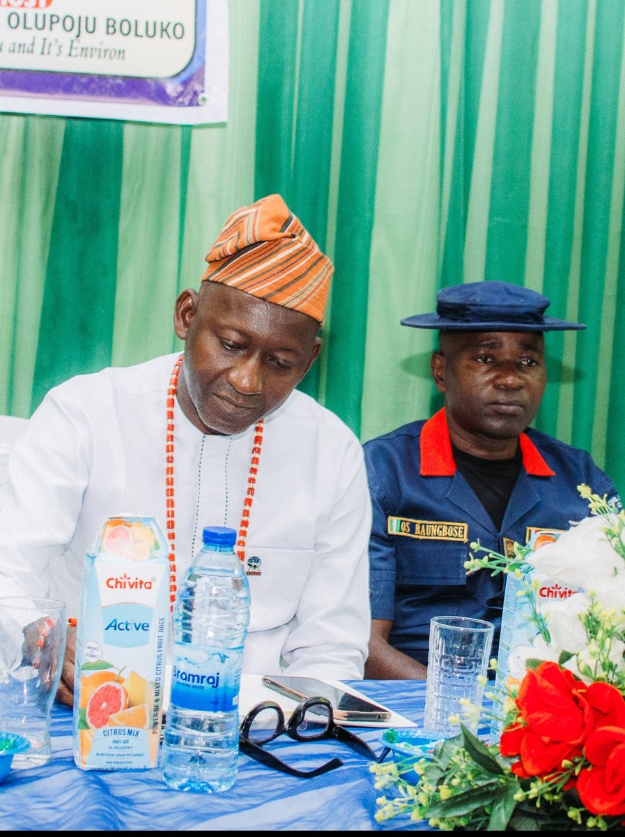 AkeemAmodu's tweet photo. Leadership is the cornerstone of progress in any community - Akeem Amodu 
https://t.co/0WhHKtYphP https://t.co/sVZKIEsekR