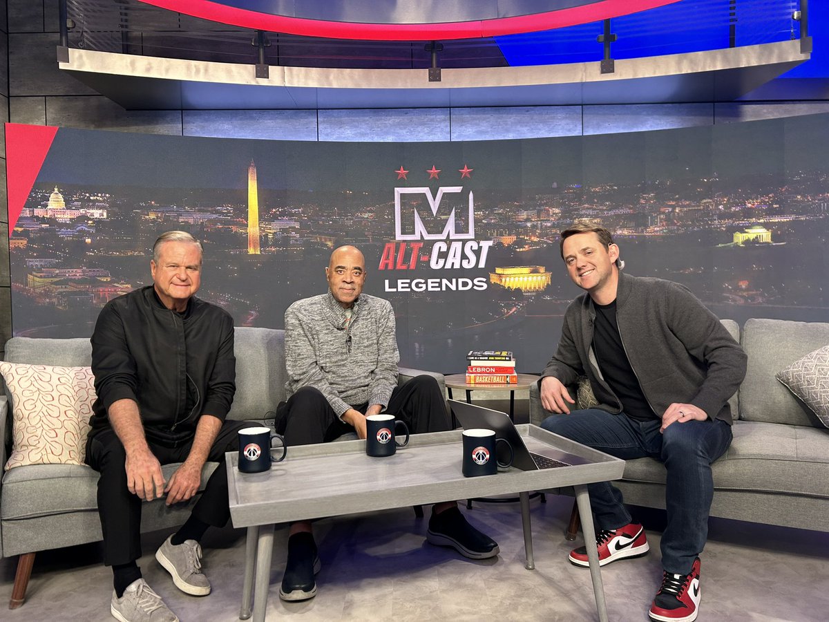 Some moments are cooler than others. This is one of them.  Tune in tinyurl.com/jpaltcast