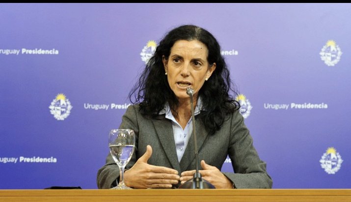 Solo venía a recordar q esta señora exoneró de impuestos a la empresa de su marido por más de 1millon de dólares, comió milanesas que salían 33.000 y quería q las paguemos nosotros 
Subió el déficit fiscal 
Y aumentó la deuda unos US$15.000 millones con respecto al 2019 
Adiós