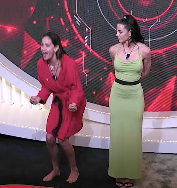 CHIEDIMI SE GODOOOOOOOOOOOOOOOOOOOOOOOOOOO

#fuorilorenzo #grandefratello #javi7 #heleners #helevier #mavier #mavi #morline