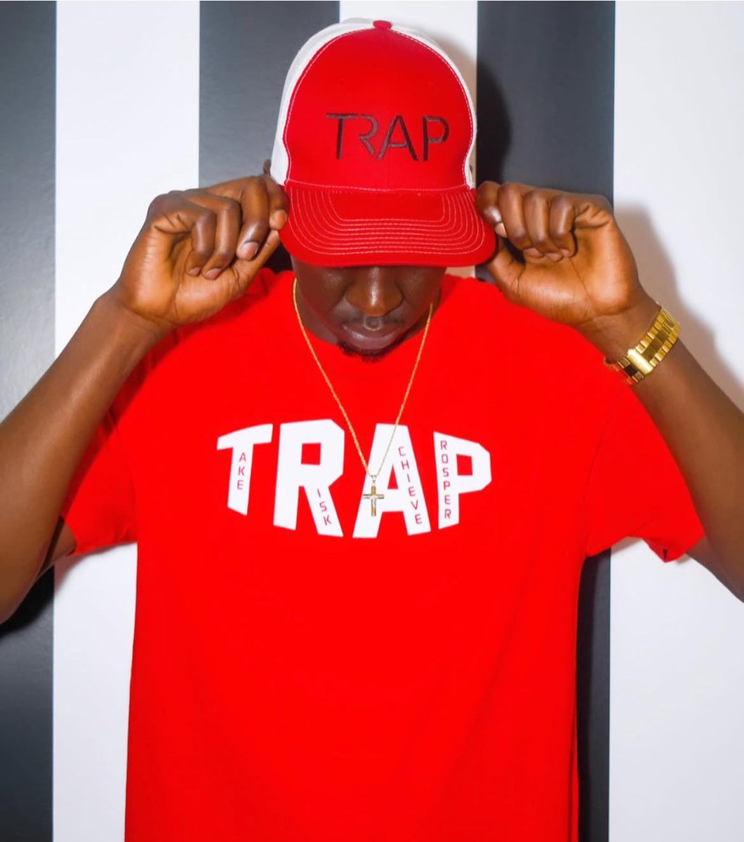 trap_vsn's tweet photo. New Trucker Hats Now Available Online! 

#trapsox #streetwear #fashion #hats #viral #truckerhats #clothingbrand https://t.co/cJBS8AOdVQ