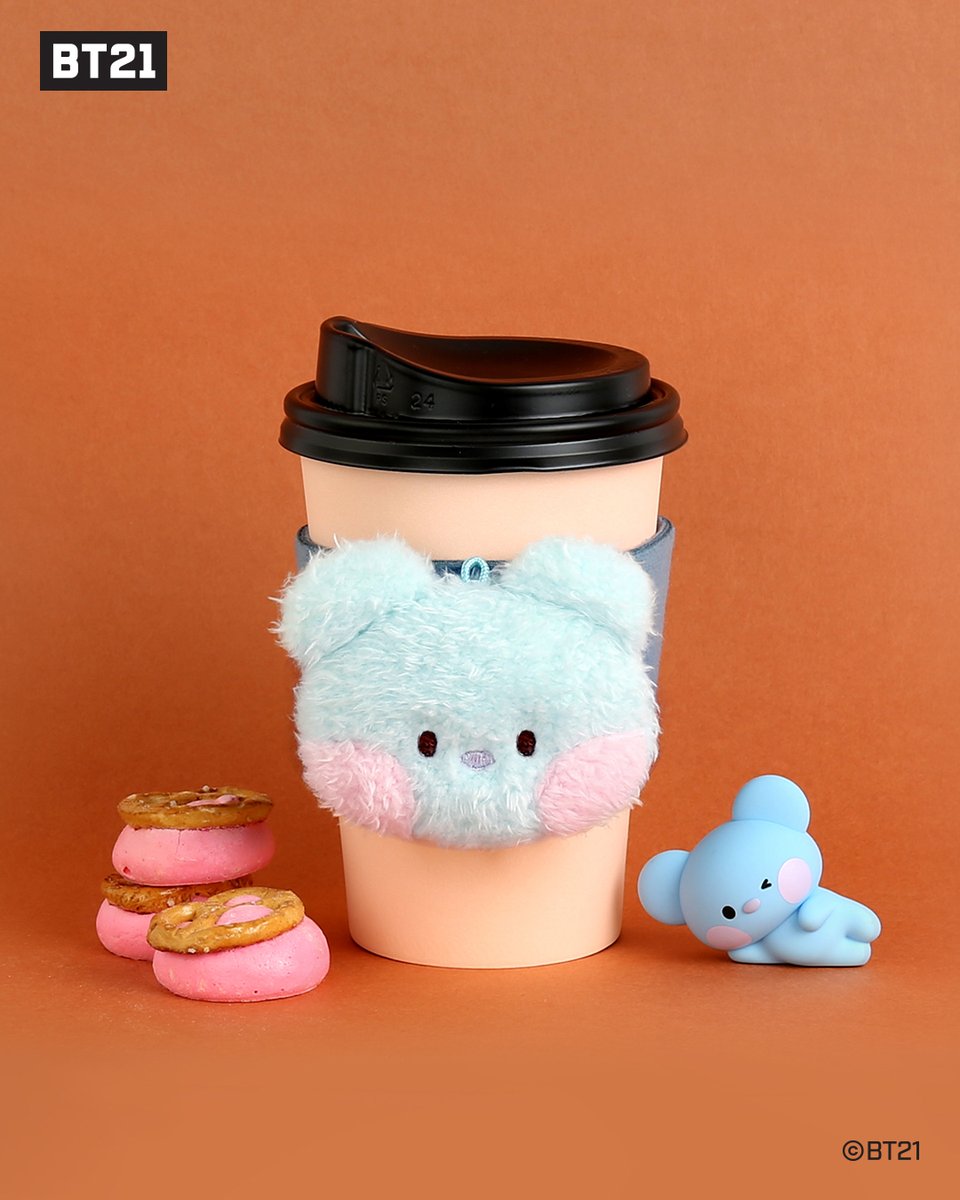 monopoly_design's tweet photo. ✨출시기념 10% off✨
🎉2024.11.27 WED am9:00 OPEN🎉
BT21 minini CUP SLEEVE

귀여움으로 따뜻함까지 잡은 컵홀더
BT21 minini 친구들과 카페에서 
함께 힐링타임은 덤~♥
📷 https://t.co/1HsTE71Jvi

#모노폴리 #monopoly #BT21 #BT21minini #CUPSLEEVE #컵홀더 https://t.co/6NCabydE0k