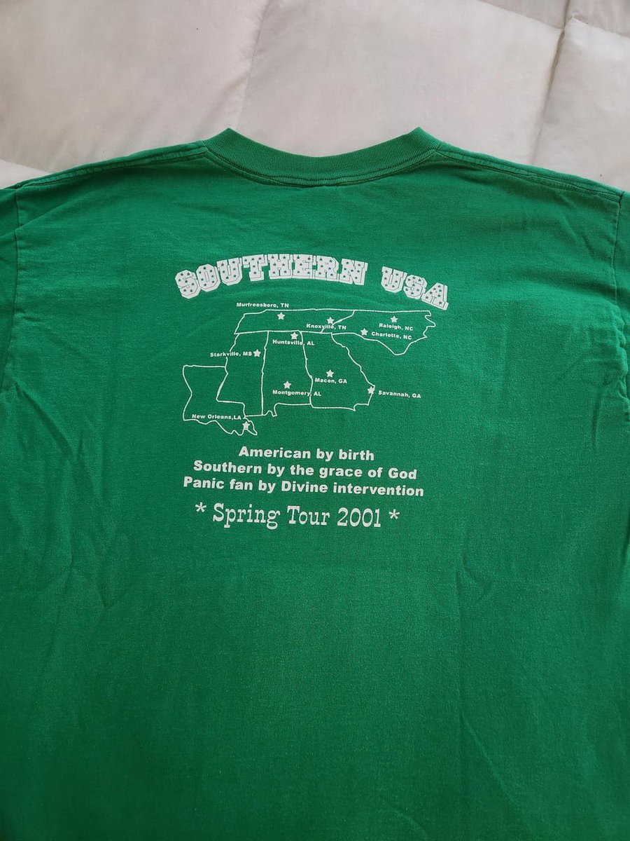 lebrongoat420's tweet photo. I’d give a lot to get my hands on this shirt #Spreadneck #Dixie https://t.co/i9bbNbKbmL
