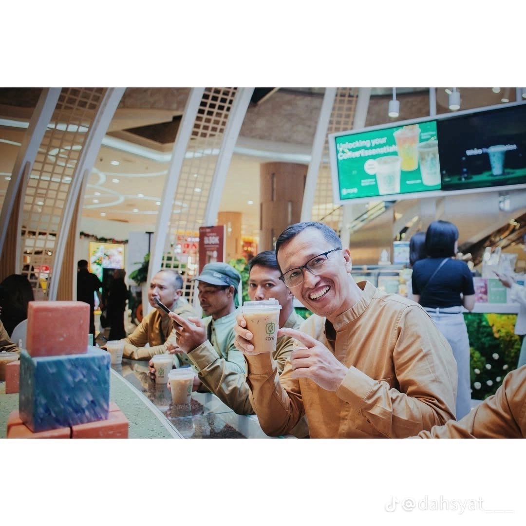 teteh risol tweet media
