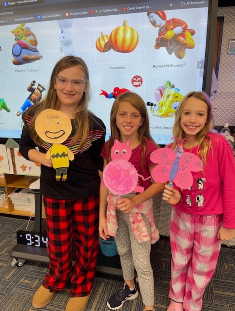 StonyBrookElem's tweet photo. In Library/Media this week, grades 3-5 used STEM to create balloons for the Macy's Thanksgiving Day Parade. Students created their own parade float &amp; we also introduced our new LEGO WALL!! Thank you, PTA and Maintenance Team for making the dream a reality! ♥️🐬#sbhasheart #sbrt https://t.co/Tp9szomMVk