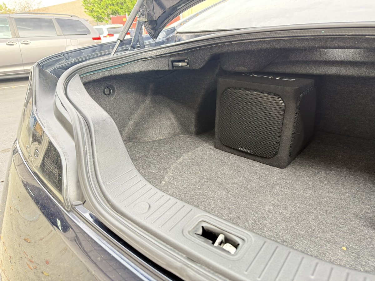 12velectronics's tweet image. A few subwoofer installs we’ve done recently! #G35 #Gt63AMG #Hertz #JLAudio