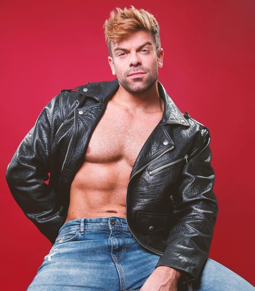 imjstkn's tweet photo. #FreeRol #SexRol https://t.co/kmwmsyVvw0