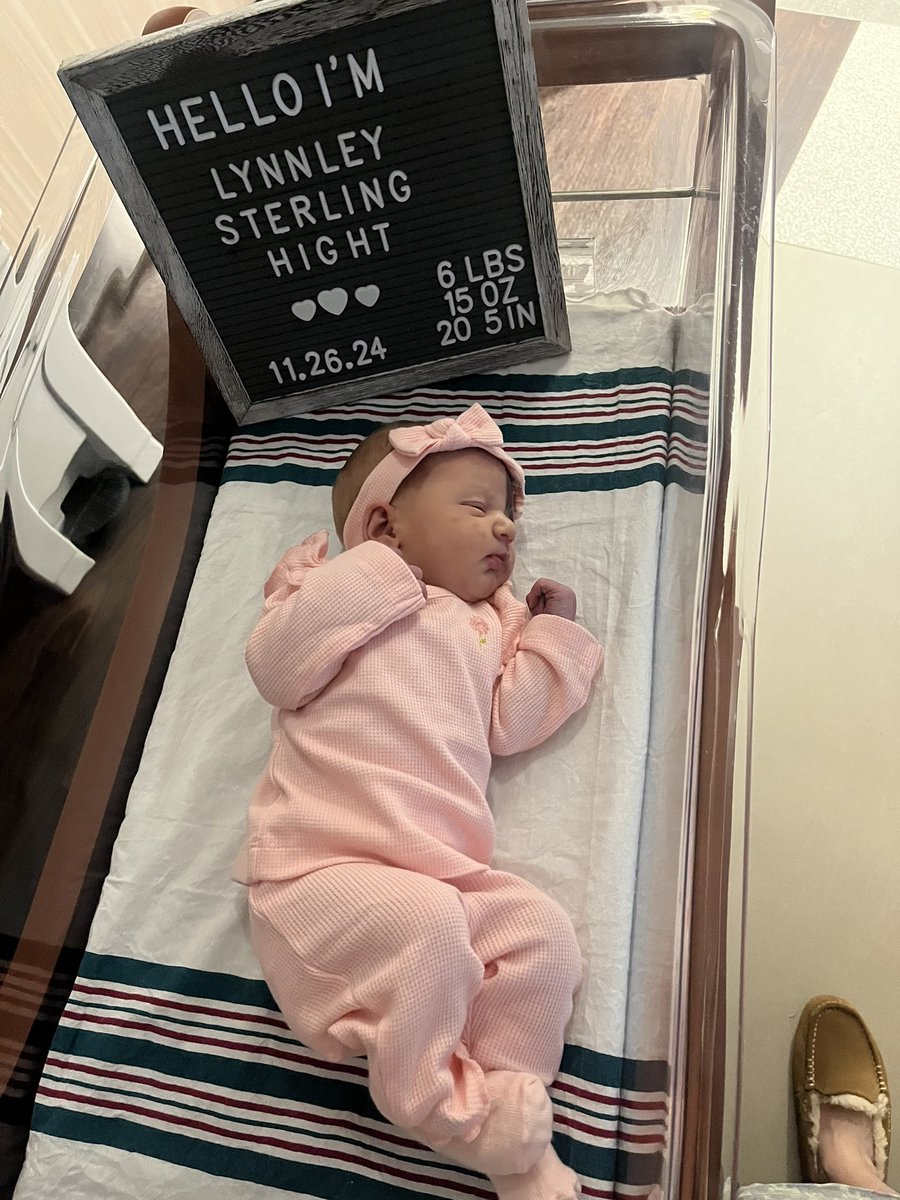 John_Hight's tweet image. Today is the day I became a father. Welcome to the world Lynnley!