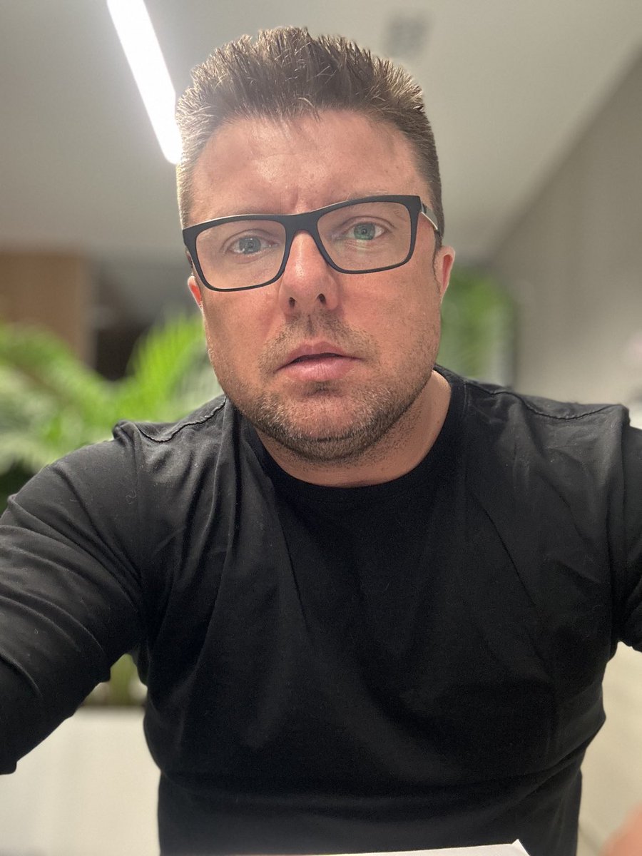 Paweł MojereSety (@pawmojeresety) on Twitter photo 