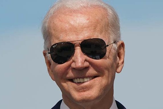 Thanks Trump is trending...

President Joe Biden is the one who achieved peace in the Middle East

He got this ceasefire done between Hezbollah and Israel 

He achieved this on 
 Thanksgiving week

Thank you Biden for your hard work

#TrumpIsUnfitForOffice