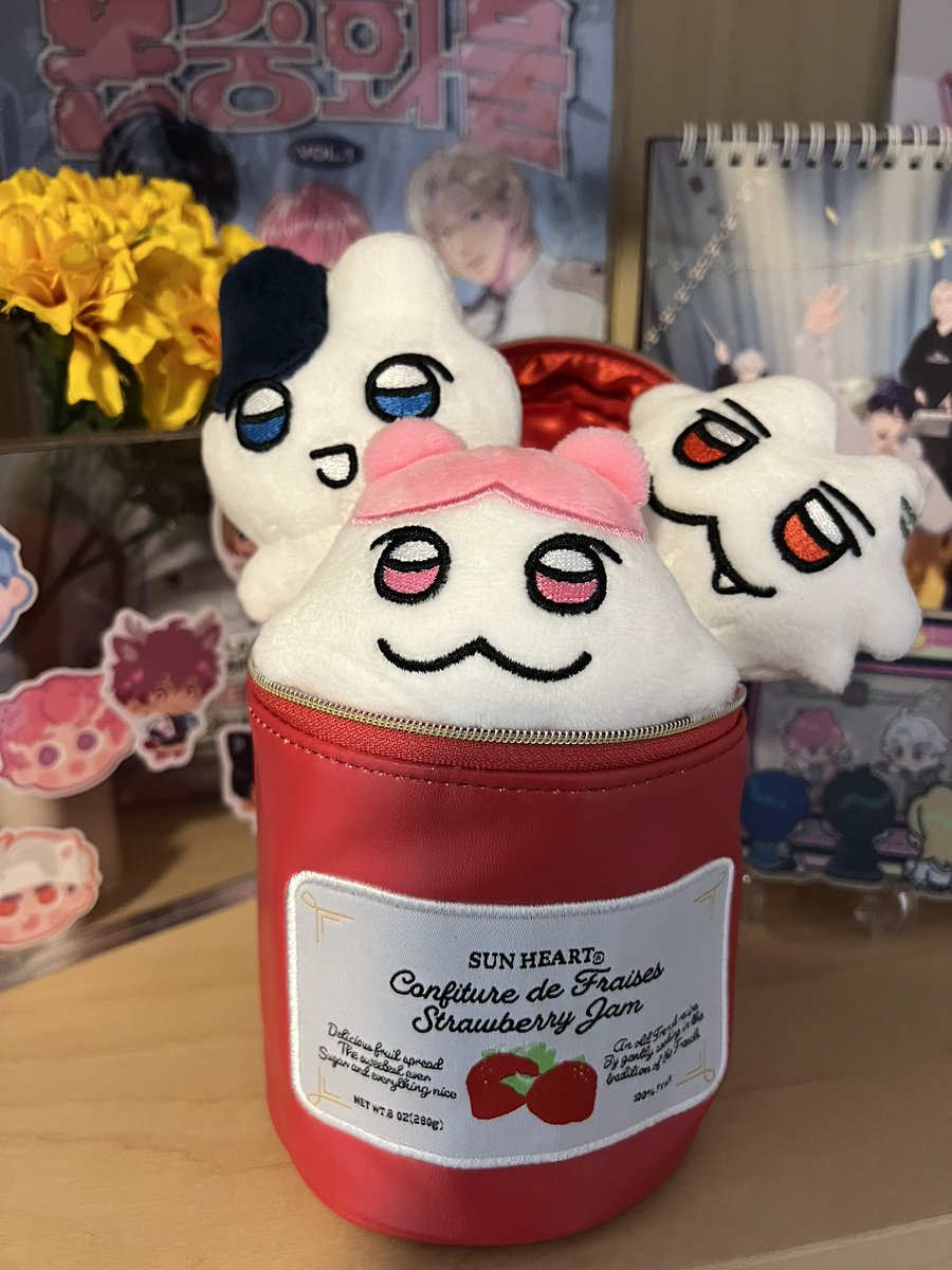 pomeloday's tweet photo. 헤헤 드뎌 왔다 https://t.co/PzpGgZxn6p