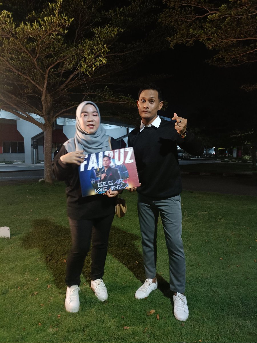 shafuramail's tweet photo. Kita x ready lagi 😂 

#GV11XCUCKOO #GV11FairuzSelamat #GV11
#teamfairuzselamat #FAInatics #fairuzGV11 #GegarVaganza11  #GegarVaganza2024 https://t.co/kvHG0PnY09