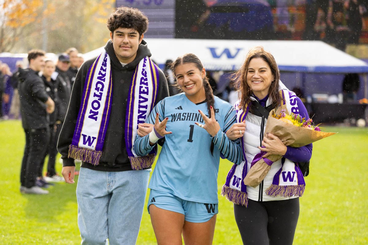 Washington Women's Soccer tweet media