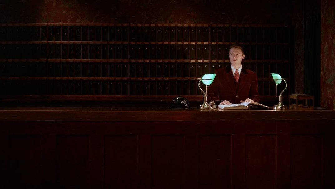 ㅤ
ㅤㅤ At the hotel lobby.
ㅤㅤ
ㅤㅤㅤㅤㅤㅤㅤ ( interact ? )
ㅤ