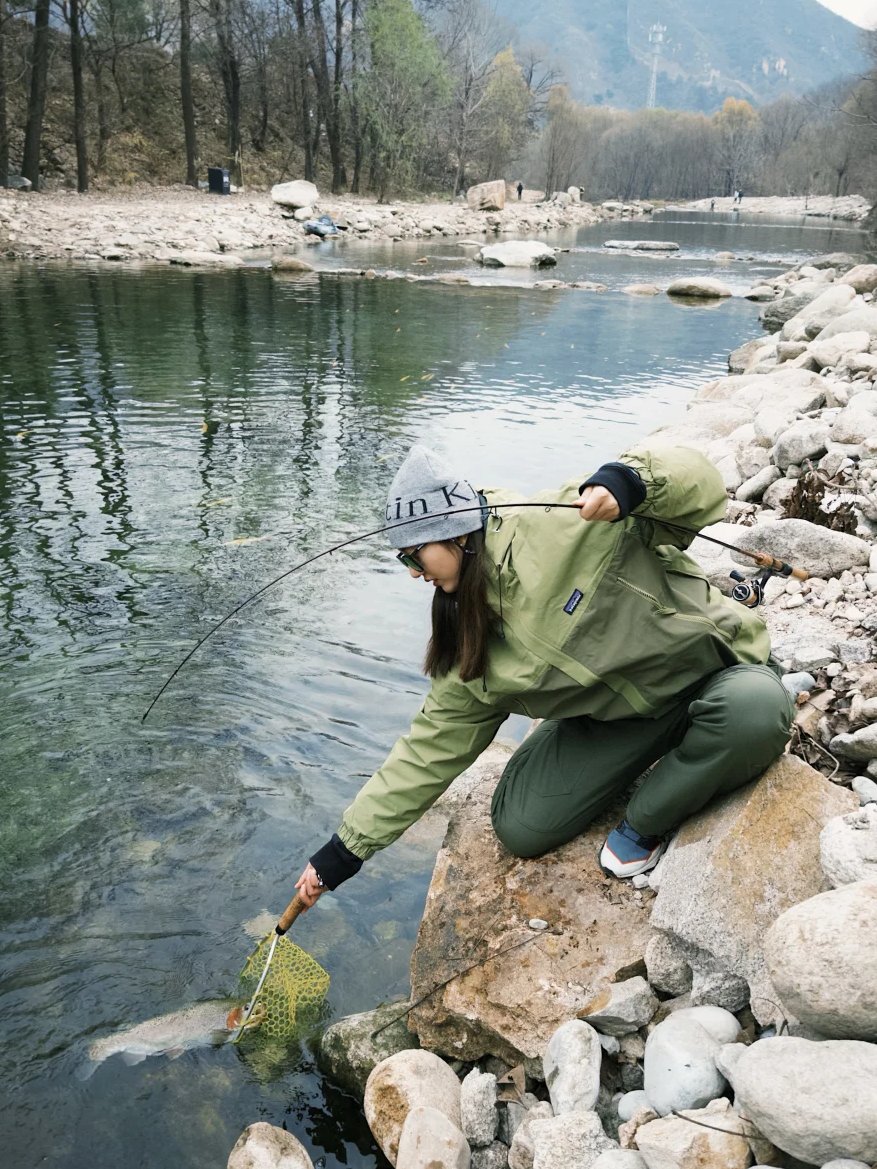 eightieth_'s tweet image. 1打目で魚が釣れました。楽しかったです。