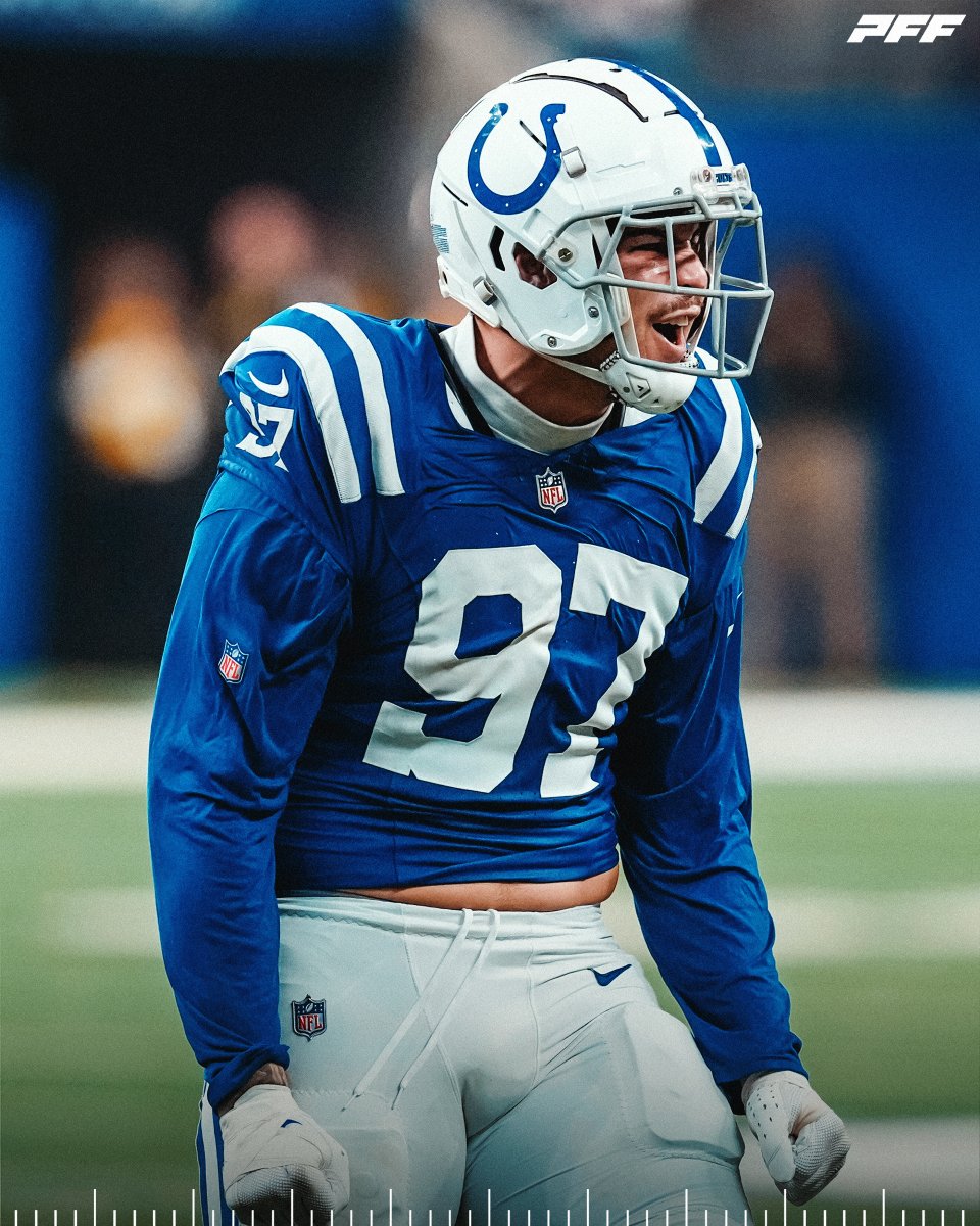 Colts_PFF's tweet photo. Laiatu Latu among EDGEs over the past two weeks:

🔷 87.9 PFF grade (5th)
🔷 90.2 pass rush grade (3rd)
🔷 19.6% pass rush win rate (5th)
🔷 2.0 sacks (T-7th) https://t.co/JG0JYhLBaG