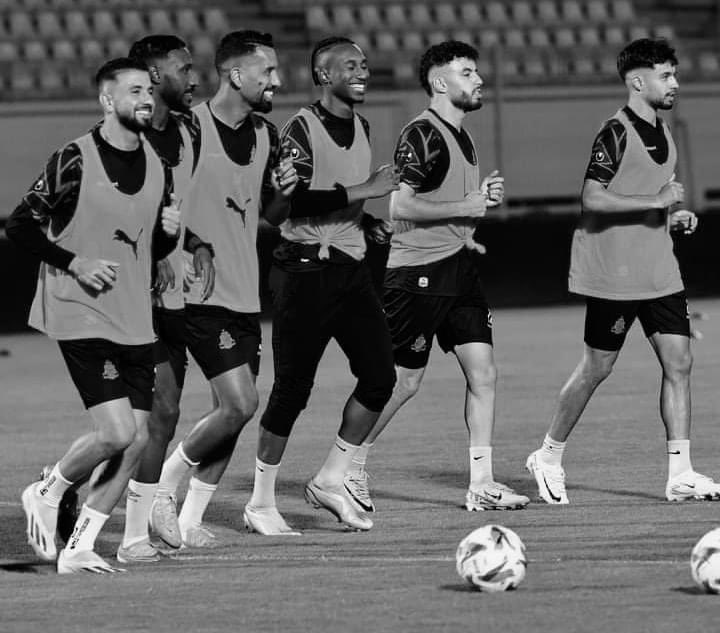 OneForAll9_'s tweet photo. فخور بانتمائي لهاذا الكيااان ❤️🖤💚 https://t.co/8UKgeMiu1B