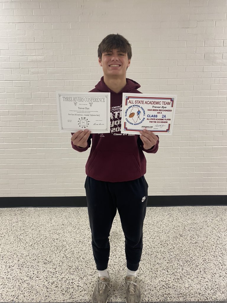 Trevor_Dye23's tweet photo. I’m blessed to say that I’ve earned 1st team all conference DB and made the all state academic team. https://t.co/WczMBjccRr